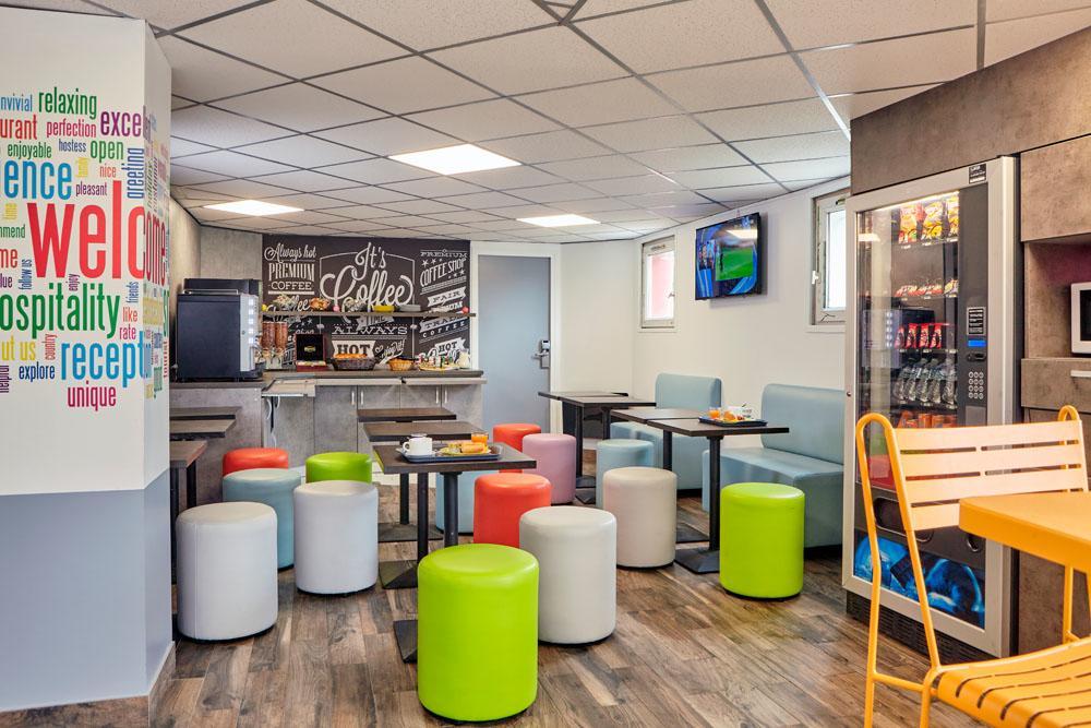 Welcomotel Les Mureaux Bagian luar foto