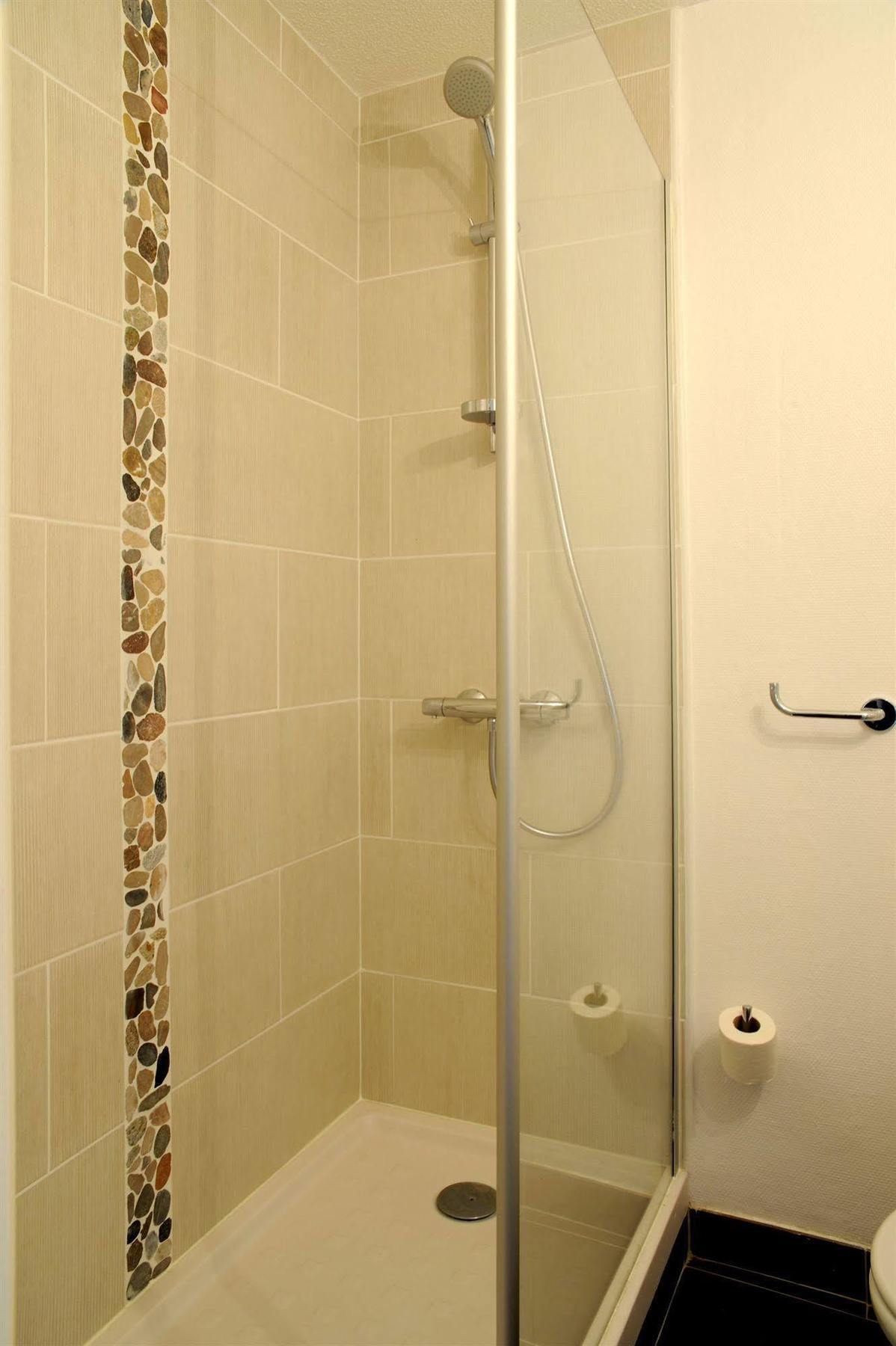 Welcomotel Les Mureaux Bagian luar foto